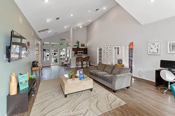 Clubhouse at Valley Ridge Apartments in Lewisville TX
